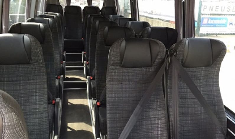 Switzerland: Coach rental in Geneva in Geneva and Chêne-Bougeries
